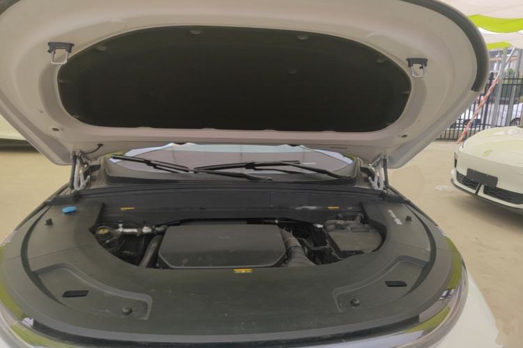 Used Li Auto L7 2024 Pro Model Engine Bay