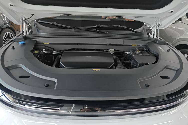 Used Li Auto L7 2024 MAX Model Engine Bay