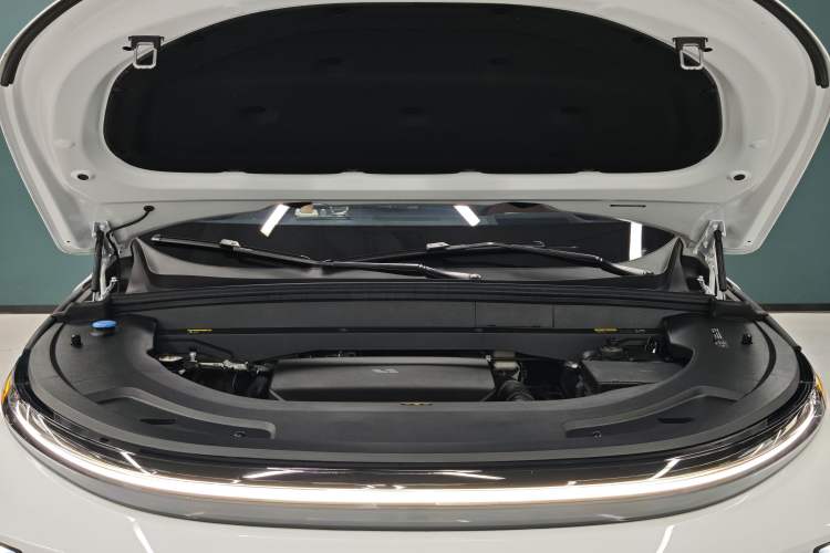 Used Li Auto L7 2024 MAX Model Engine Bay
