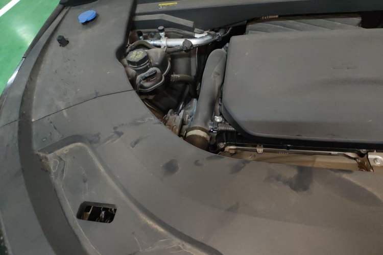 Used Li Auto L7 2024 MAX Model Engine Bay Right