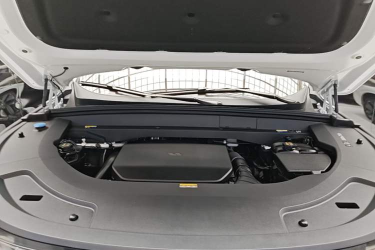 Used Li Auto L7 2024 Ultra Model Engine Bay