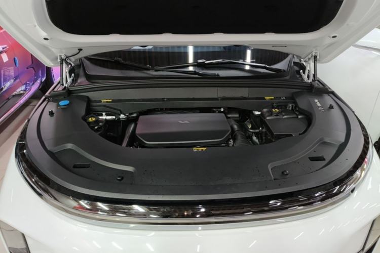 Used Li Auto L7 2024 Pro Model Engine Bay