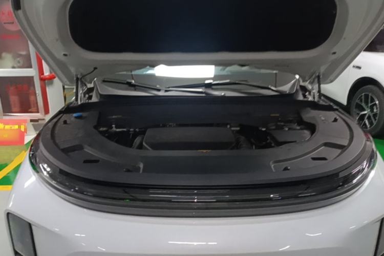 Used Li Auto L7 2024 Ultra Model Engine Bay