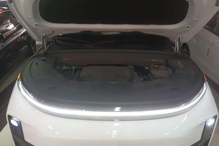 Used Li Auto L7 2024 MAX Model Engine Bay