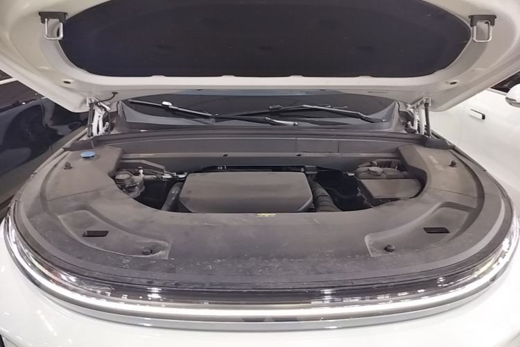 Used Li Auto L7 2024 Ultra Model Engine Bay