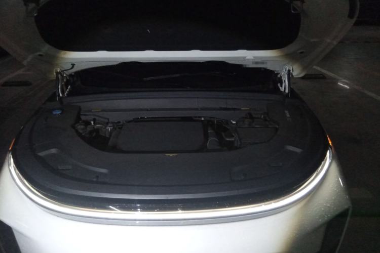 Used Li Auto L7 2024 Pro Model Engine Bay