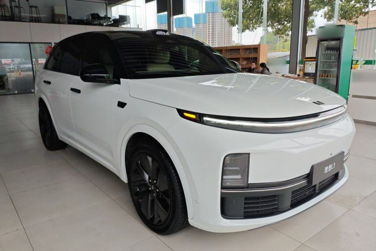 Used Li Auto L7 2024 Ultra Model Exterior 1