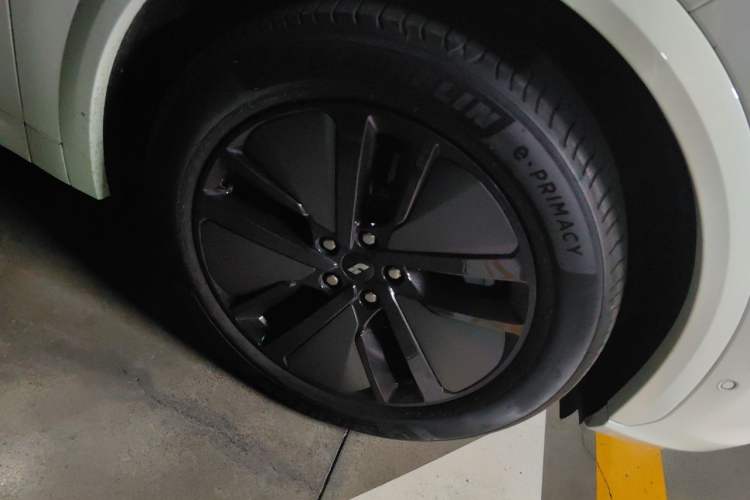 Used Li Auto L7 2024 MAX Model Exterior 1