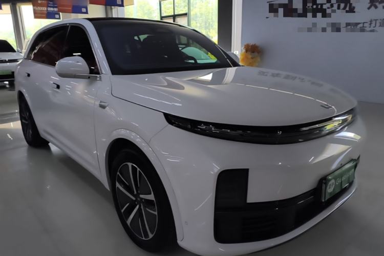 Used Li Auto L7 2024 Pro Model Exterior 1