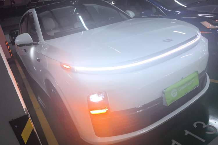 Used Li Auto L7 2024 Ultra Model Exterior 1