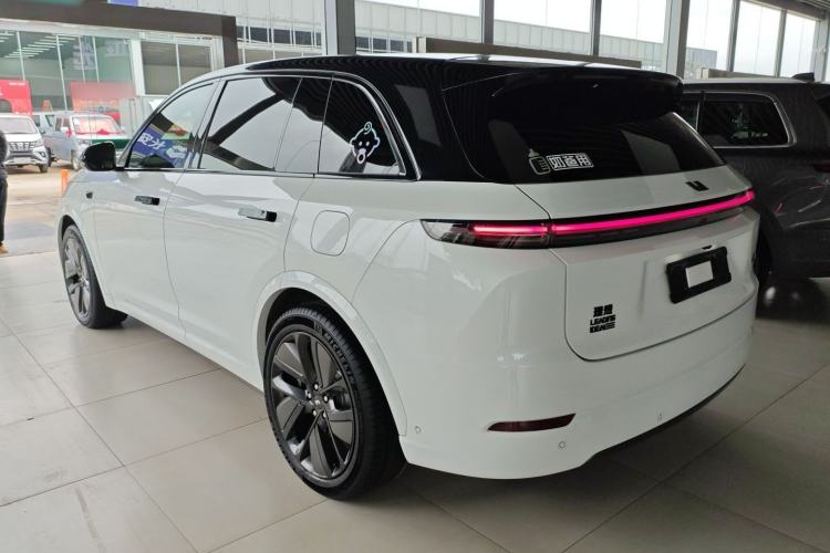 Used Li Auto L7 2024 Ultra Model Exterior 2