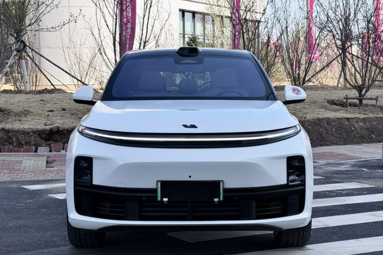 Used Li Auto L7 2024 Ultra Model Exterior 2