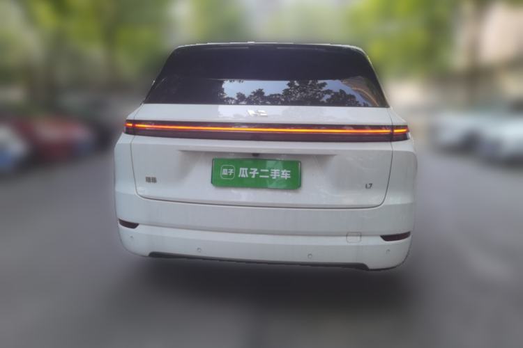 Used Li Auto L7 2024 Pro Model Exterior 4
