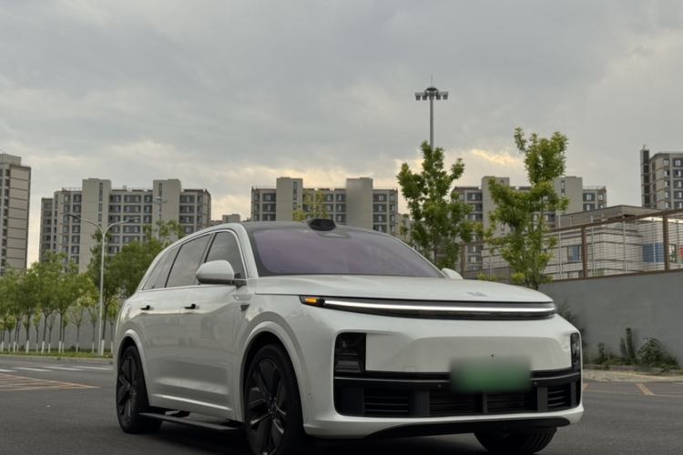 Used Li Auto L7 2024 Ultra Model Exterior 4