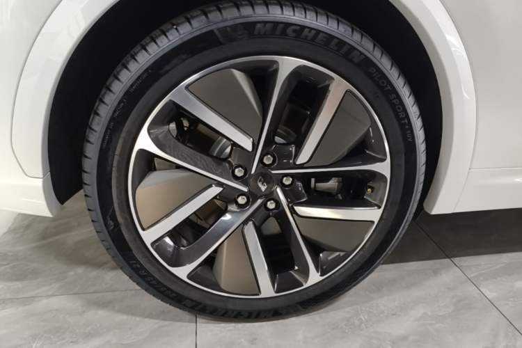 Used Li Auto L7 2024 MAX Model Exterior 5