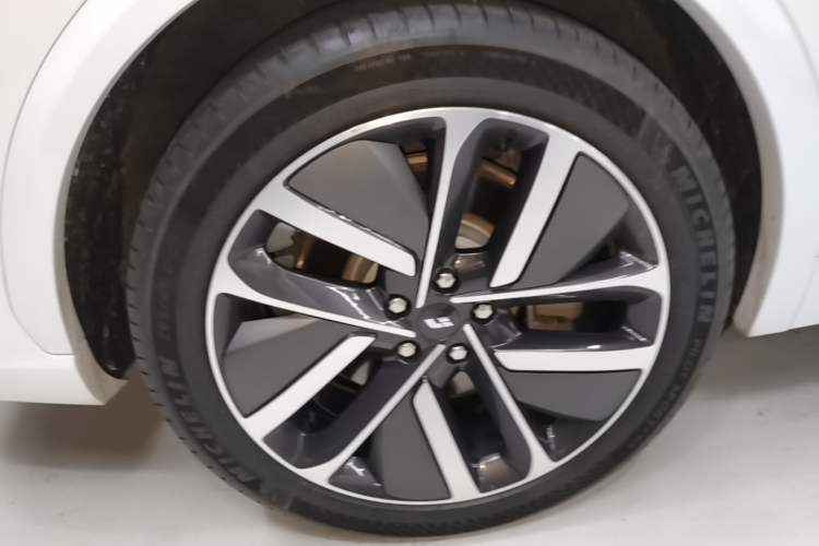 Used Li Auto L7 2024 MAX Model Exterior 5