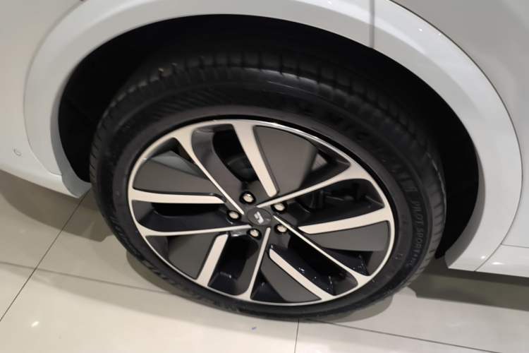 Used Li Auto L7 2024 MAX Model Exterior 5