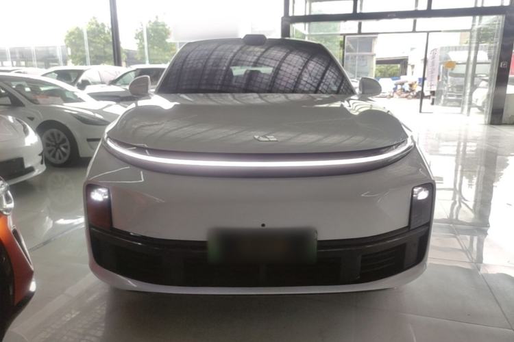 Used Li Auto L7 2024 MAX Model Front
