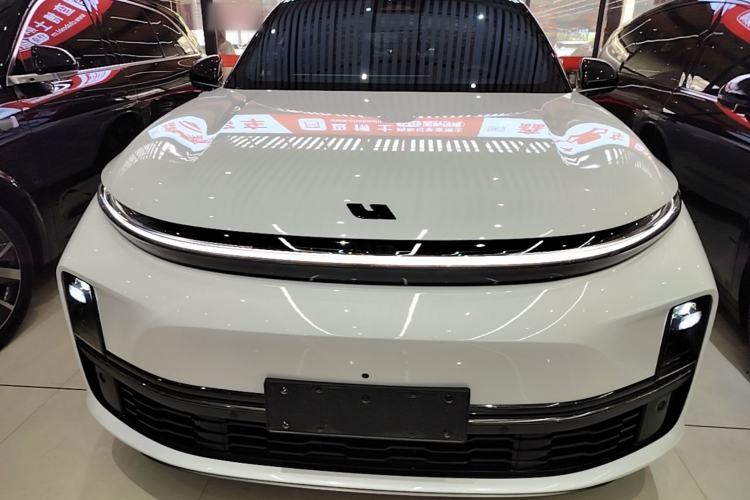 Used Li Auto L7 2024 MAX Model Front