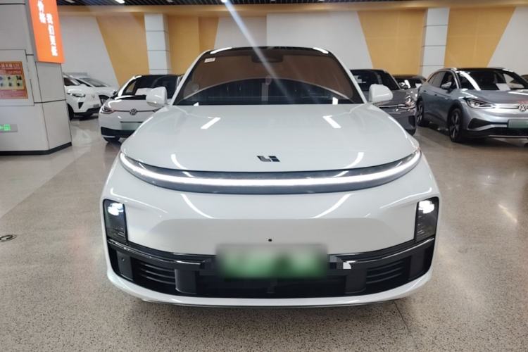 Used Li Auto L7 2024 Pro Model Front