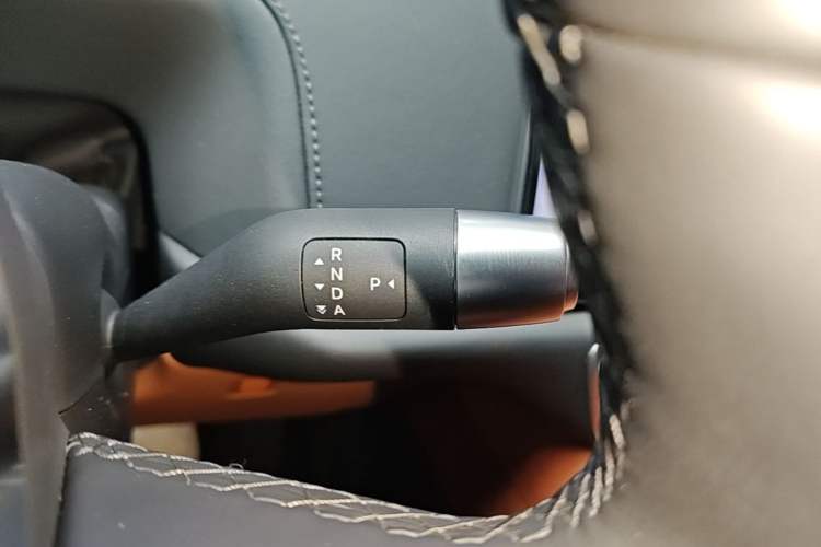Used Li Auto L7 2024 MAX Model Gear Lever