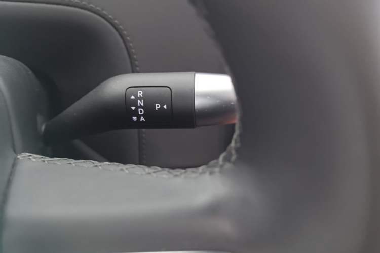 Used Li Auto L7 2024 MAX Model Gear Lever