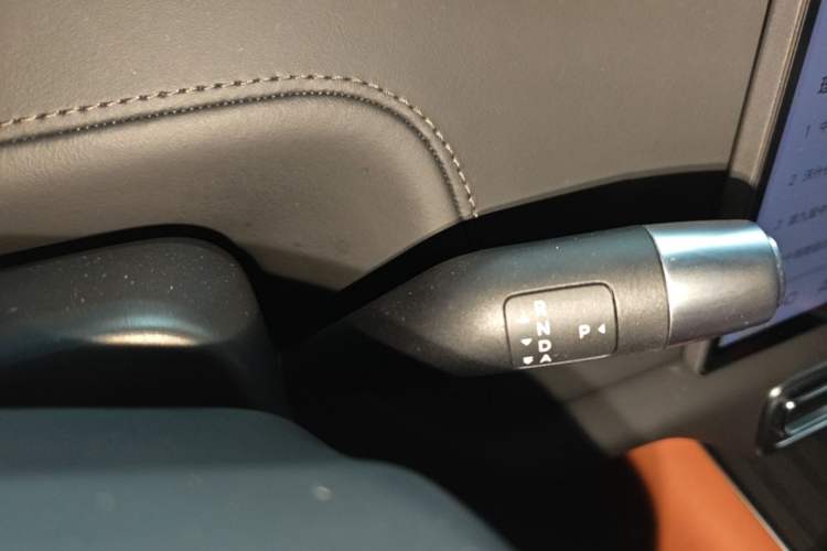 Used Li Auto L7 2024 MAX Model Gear Lever