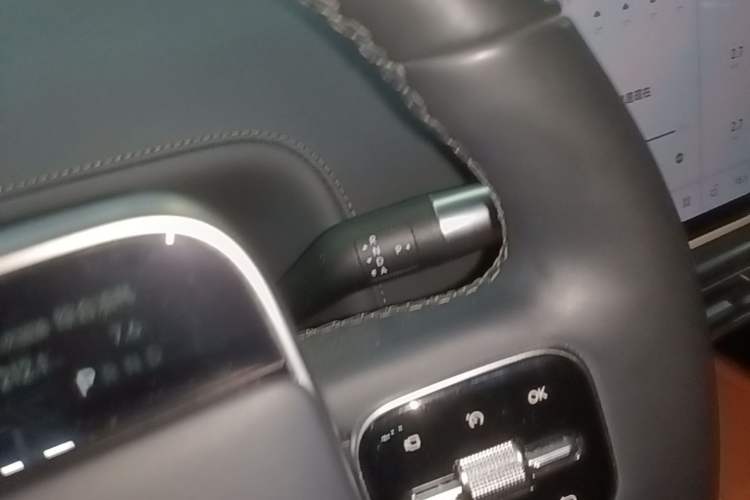 Used Li Auto L7 2024 MAX Model Gear Lever