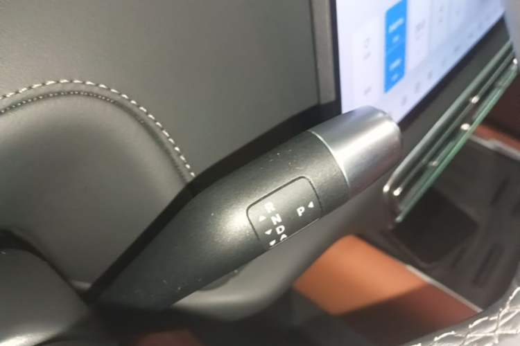 Used Li Auto L7 2024 MAX Model Gear Lever