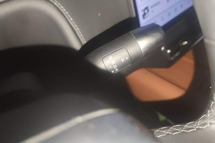 Used Li Auto L7 2024 MAX Model Gear Lever