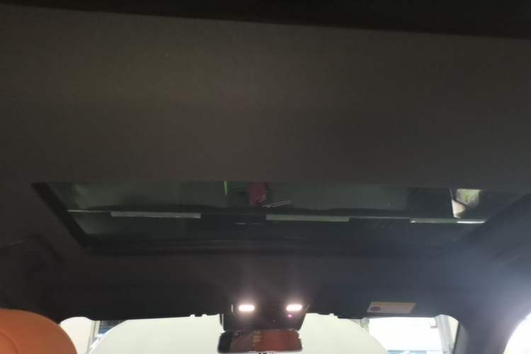 Used Li Auto L7 2024 MAX Model Headliner