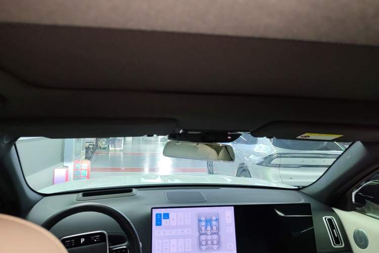 Used Li Auto L7 2024 MAX Model Headliner