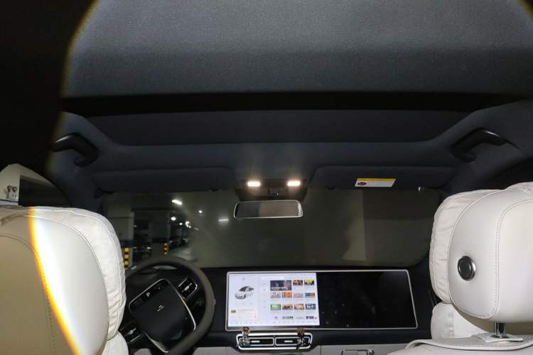Used Li Auto L7 2024 MAX Model Headliner