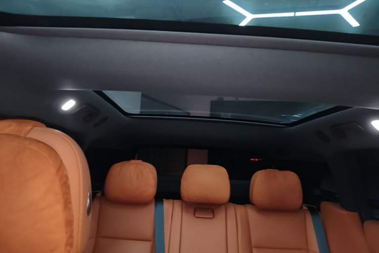 Used Li Auto L7 2024 MAX Model Headliner