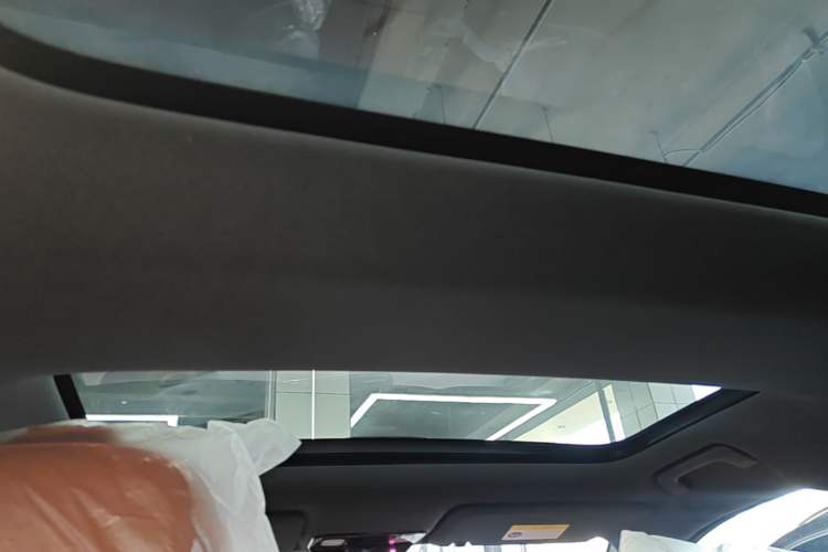 Used Li Auto L7 2024 MAX Model Headliner