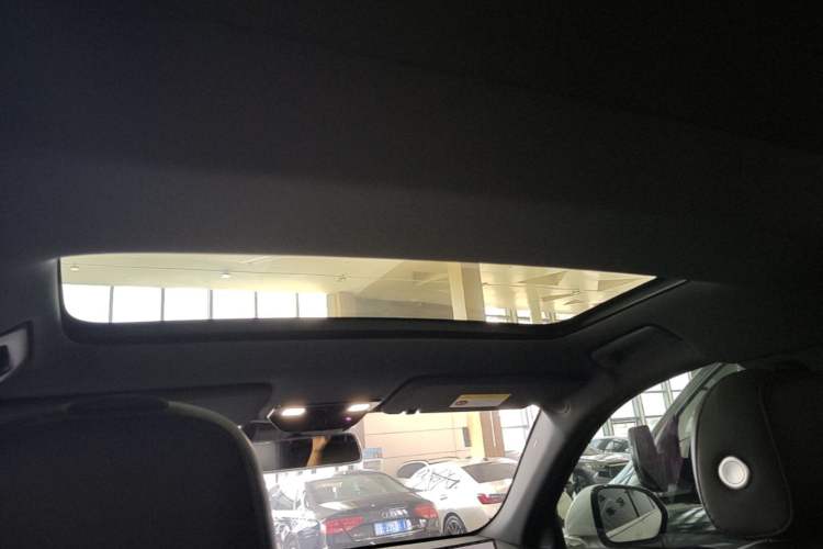 Used Li Auto L7 2024 Pro Model Headliner
