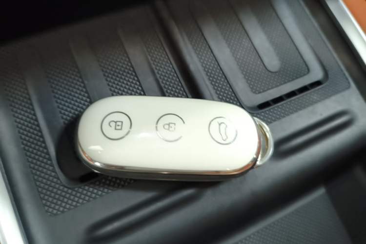 Used Li Auto L7 2024 MAX Model Interior 1