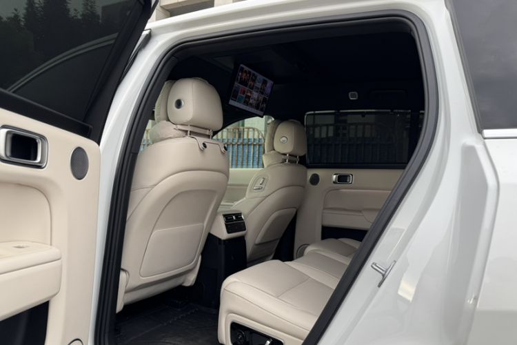 Used Li Auto L7 2024 Ultra Model Interior 11