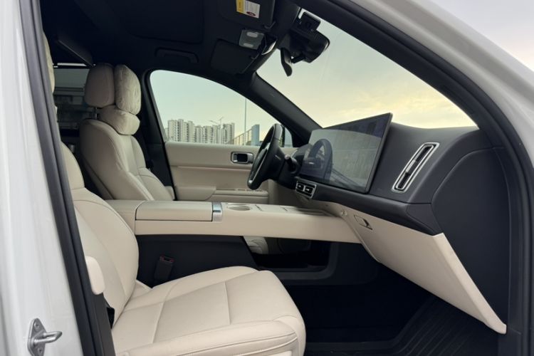 Used Li Auto L7 2024 Ultra Model Interior 9