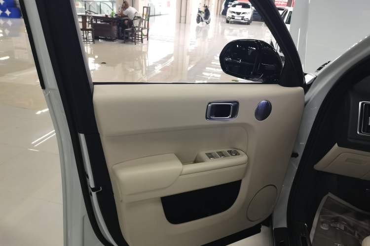Used Li Auto L7 2024 Pro Model Left Front Door Interior