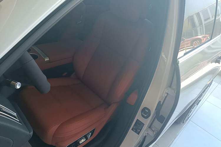 Used Li Auto L7 2024 MAX Model Left Front Seat