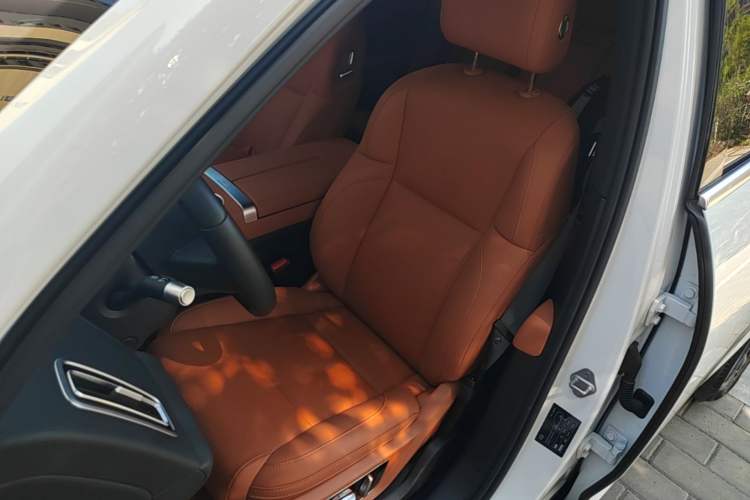 Used Li Auto L7 2024 MAX Model Left Front Seat