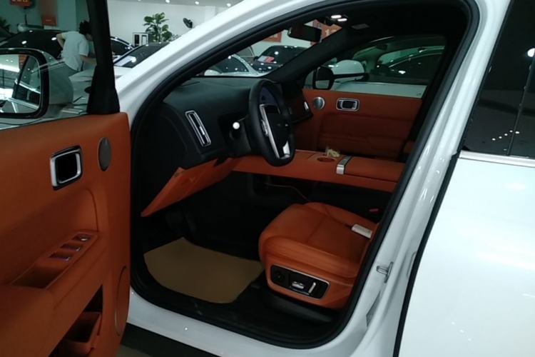 Used Li Auto L7 2024 MAX Model Left Front Seat