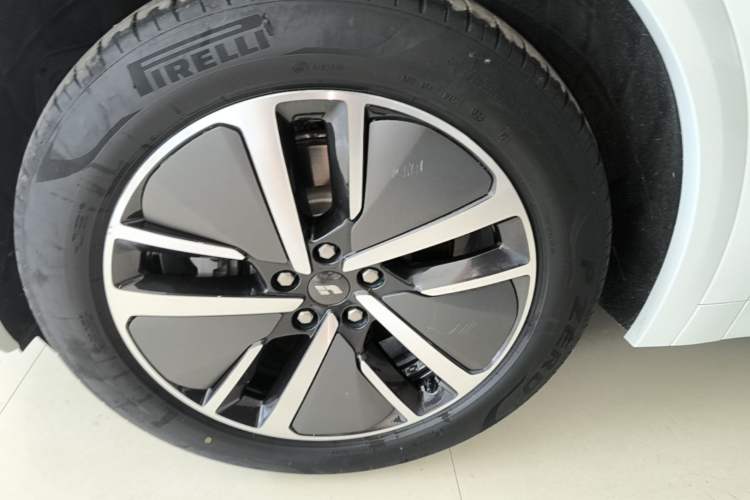 Used Li Auto L7 2024 Pro Model Left Front Wheel Hub