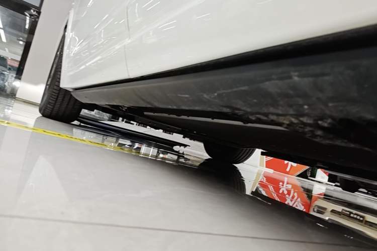 Used Li Auto L7 2024 MAX Model Left Side Sill