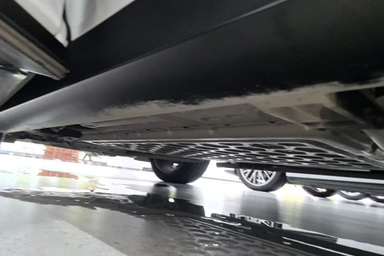 Used Li Auto L7 2024 MAX Model Left Side Sill