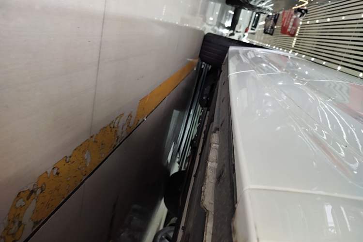 Used Li Auto L7 2024 MAX Model Left Side Sill