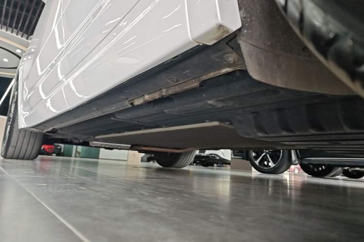 Used Li Auto L7 2024 MAX Model Left Side Sill