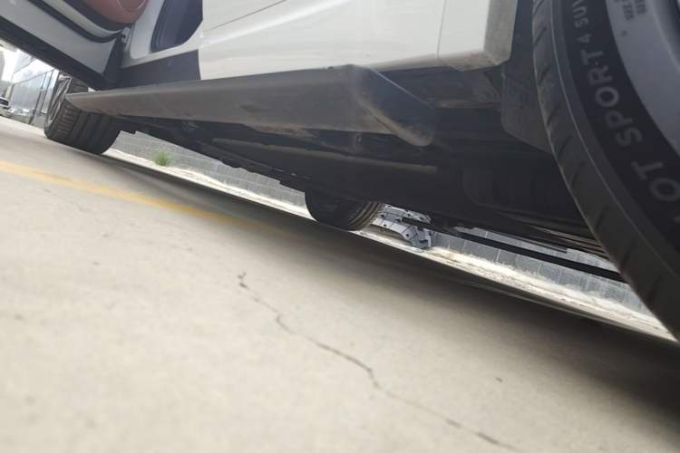 Used Li Auto L7 2024 Ultra Model Left Side Sill