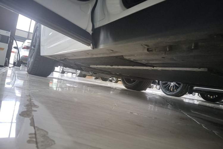 Used Li Auto L7 2024 Pro Model Left Side Sill